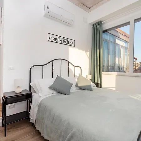 Grande, Terrazzato Perfetto Per Famiglie E Gruppi Appartement