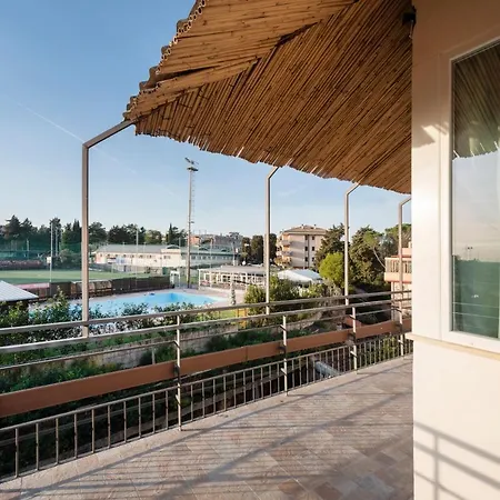 Grande, Terrazzato Perfetto Per Famiglie E Gruppi Apartamento *