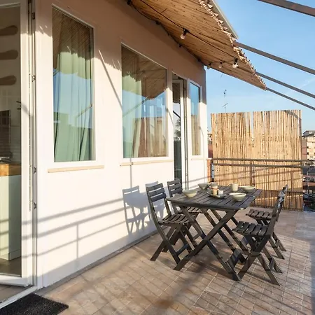 Grande, Terrazzato Perfetto Per Famiglie E Gruppi Apartamento